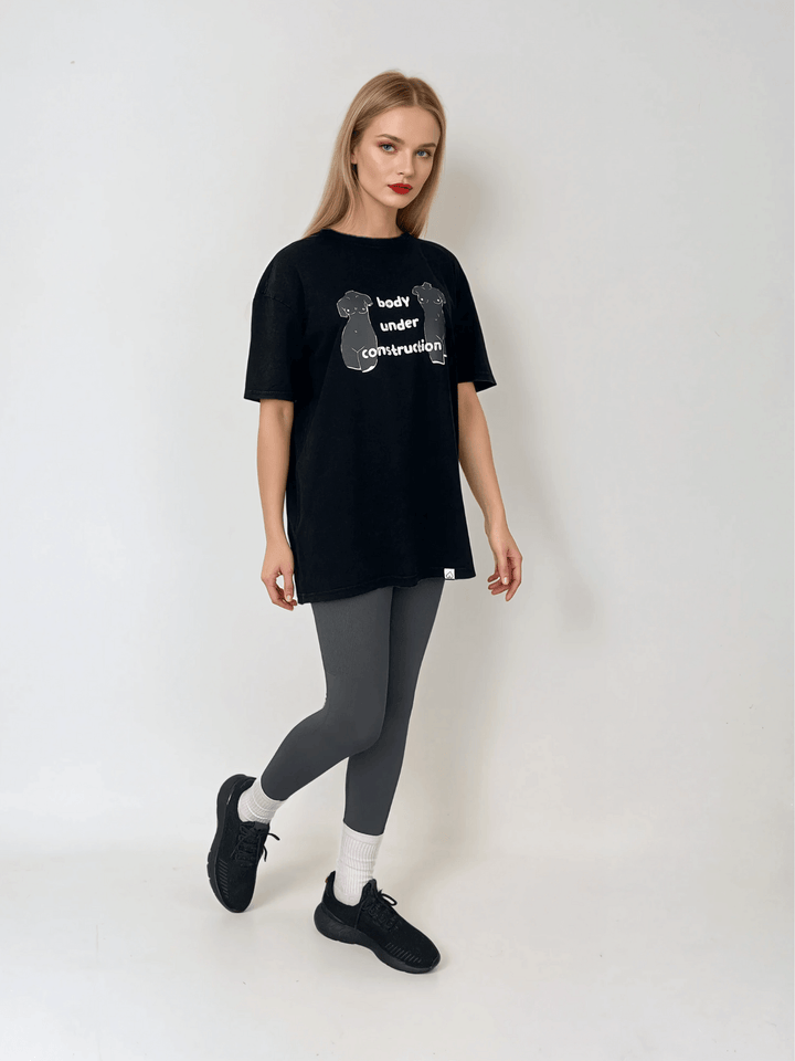 Czarny T-shirt Damski Retro - Body Under Construction