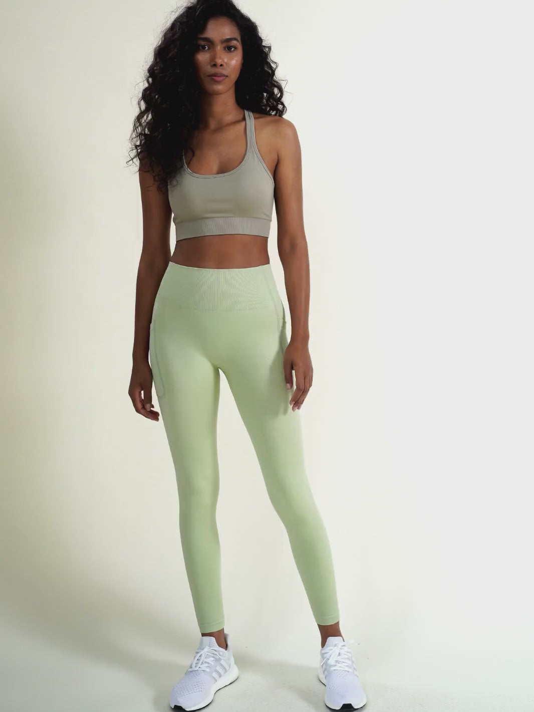 Pistachegroene legging met zakken - Lift Me Up