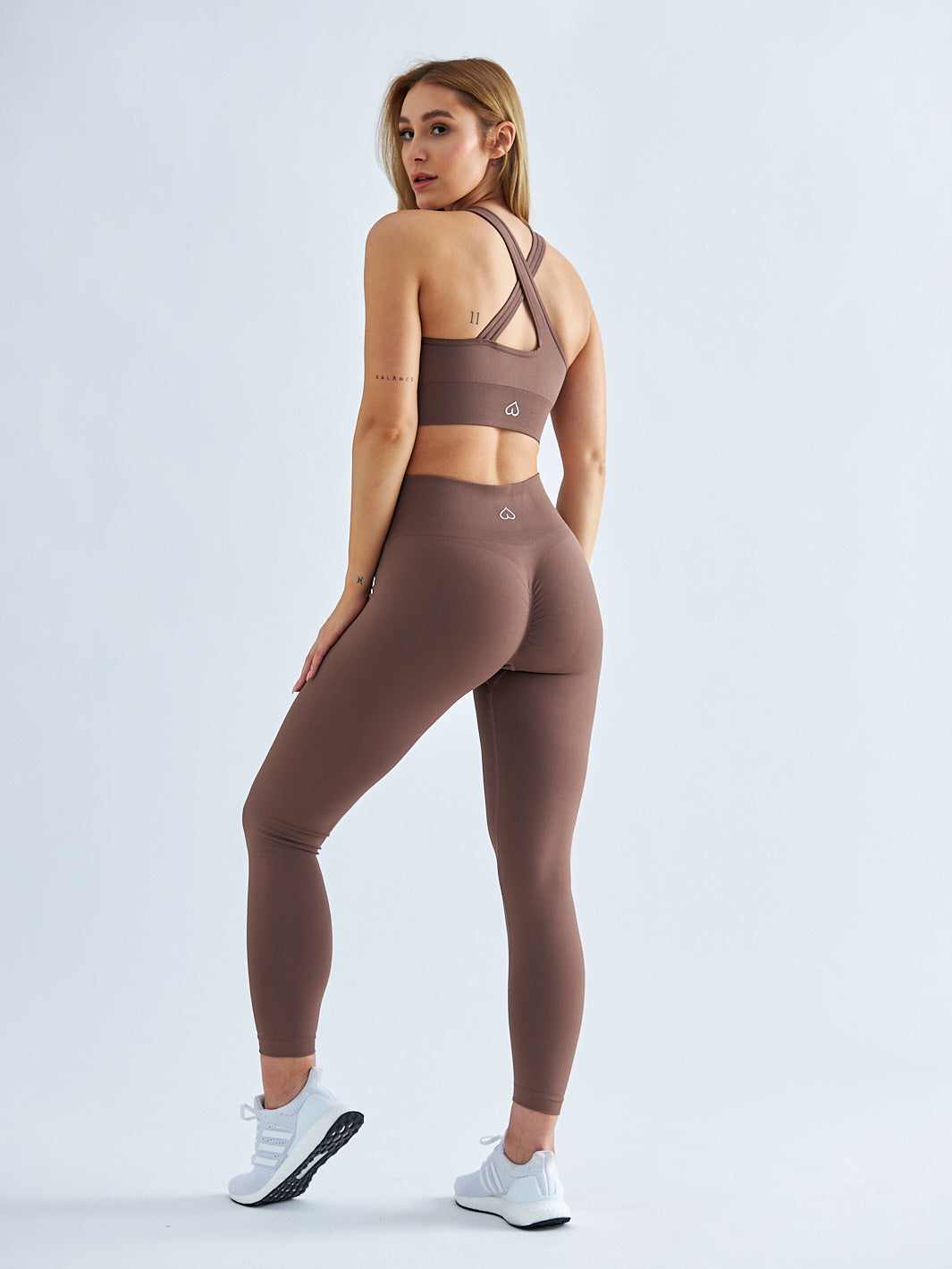 Gym Queen - Braune Shaping-Leggings