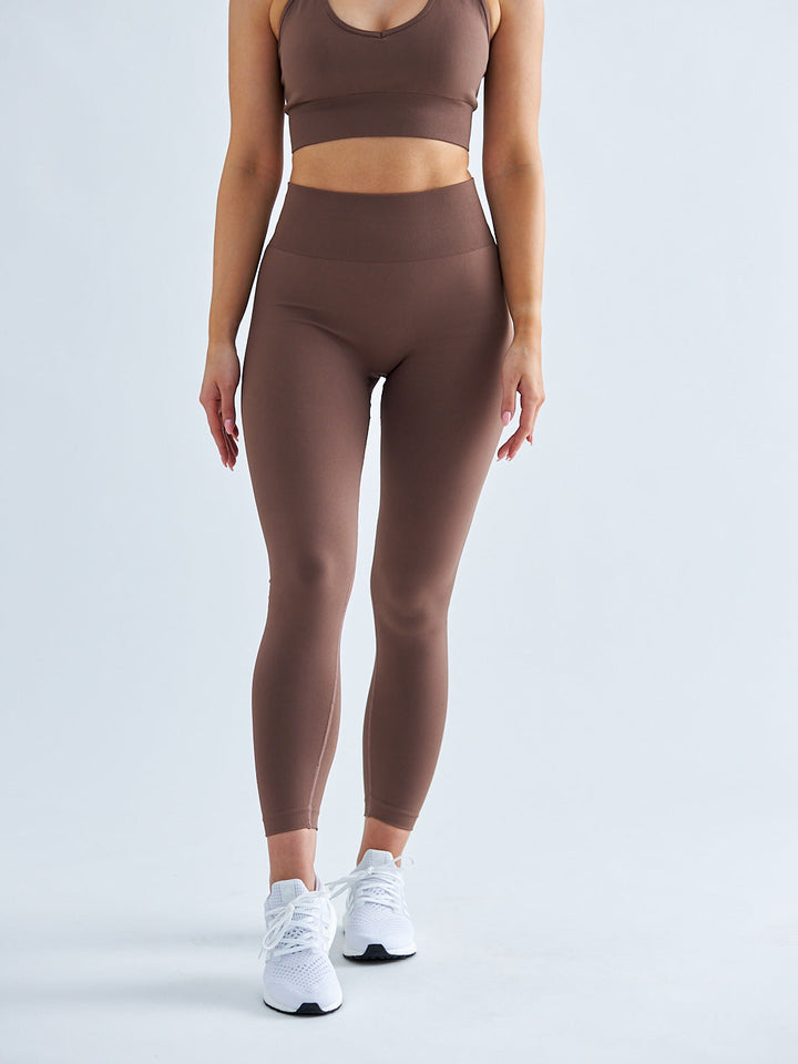 Gym Queen - Braune Shaping-Leggings